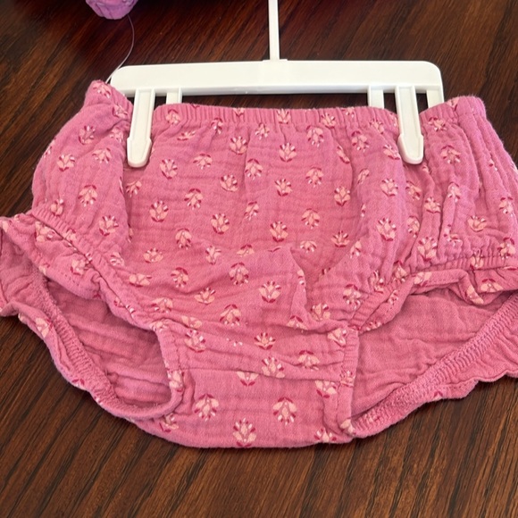 Carters 6M 2 Piece Set - Picture 4 of 4